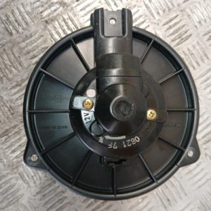 TOYOTA YARIS 1 PHASE 2