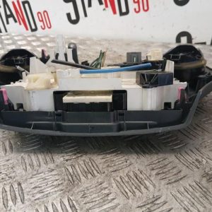 TOYOTA YARIS 1 PHASE 2