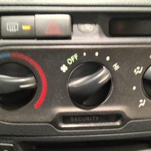 TOYOTA YARIS 1 PHASE 2