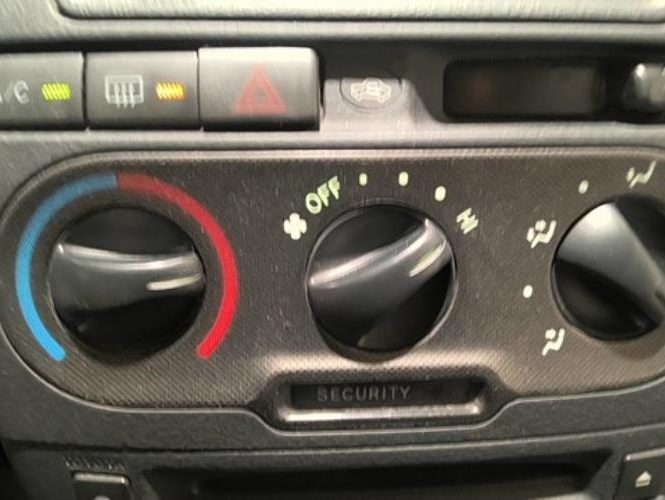 TOYOTA YARIS 1 PHASE 2