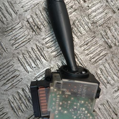 TOYOTA YARIS 1 PHASE 2