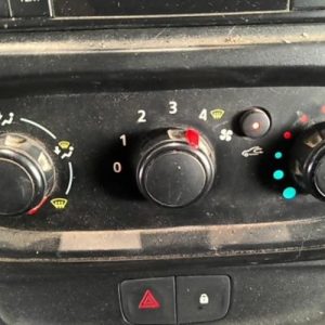 RENAULT TRAFIC 3 COURT PHASE 1