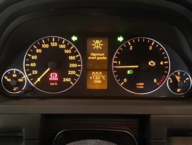 MERCEDES CLASSE A 169 PHASE 1