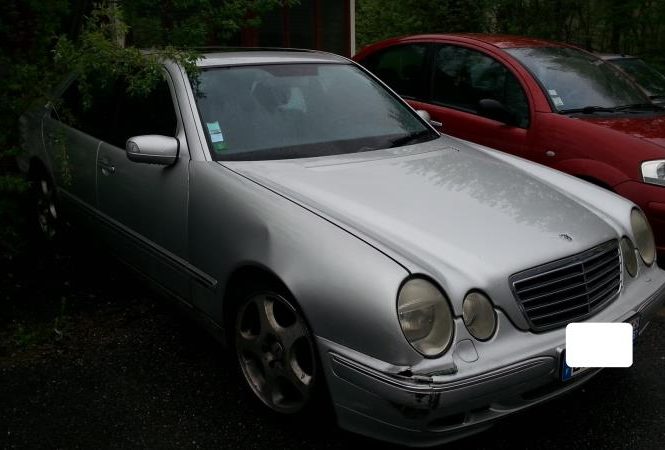 MERCEDES CLASSE E 210 PHASE 2