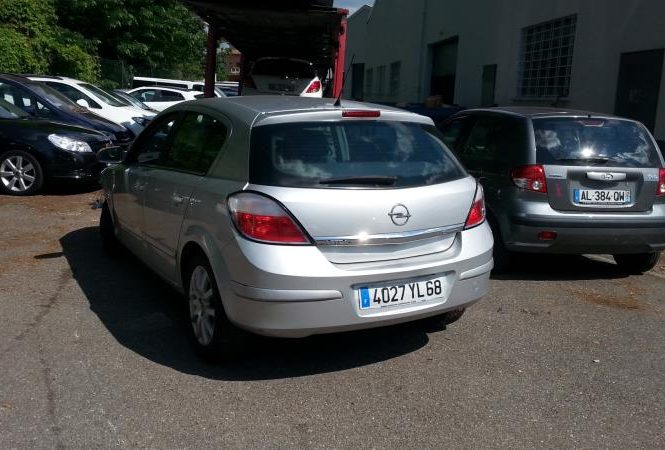 OPEL ASTRA H PHASE 1