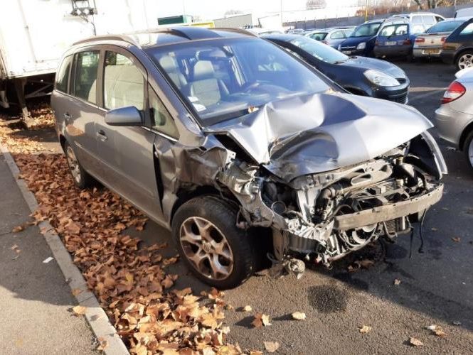 OPEL ZAFIRA B PHASE 1