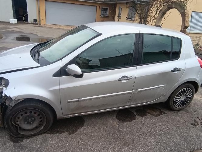 RENAULT CLIO 3 PHASE 2
