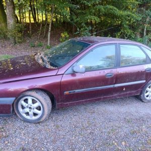 RENAULT LAGUNA 1 PHASE 1