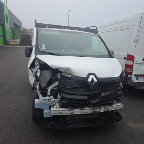 RENAULT TRAFIC 3 COURT PHASE 1