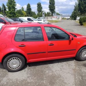 VOLKSWAGEN GOLF 4