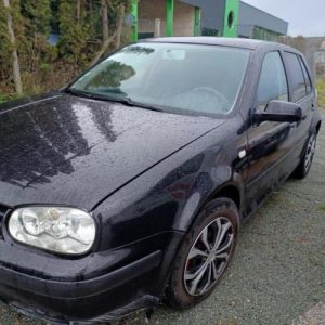 VOLKSWAGEN GOLF 4