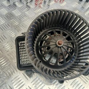 PEUGEOT 5008 1 PHASE 2