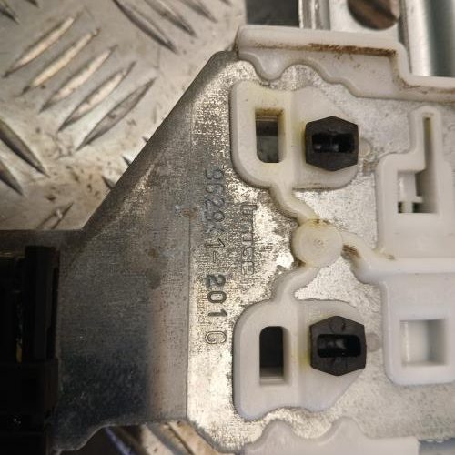 PEUGEOT 5008 1 PHASE 2