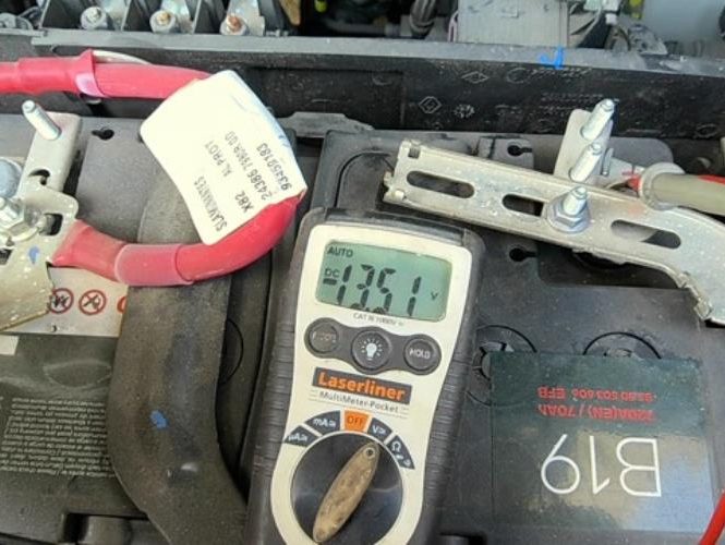 RENAULT TRAFIC 3 COURT PHASE 2