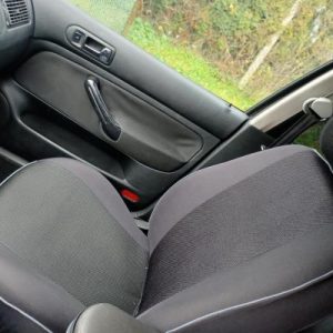 VOLKSWAGEN GOLF 4