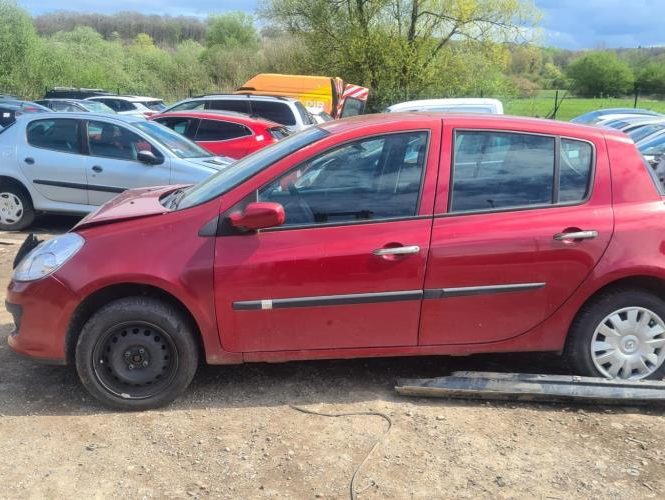 RENAULT CLIO 3 PHASE 1