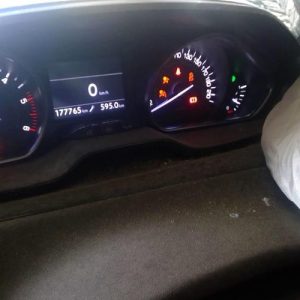 PEUGEOT 208 1