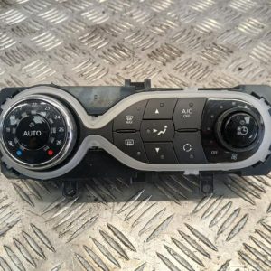 RENAULT ZOE 1