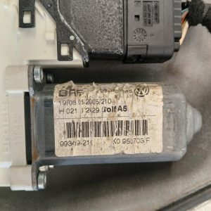 VOLKSWAGEN GOLF 5
