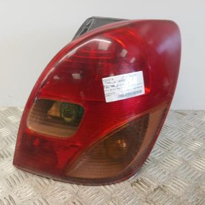 TOYOTA COROLLA VERSO 1