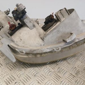 TOYOTA COROLLA VERSO 1