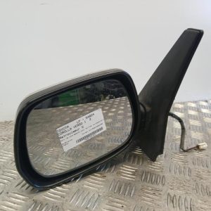 TOYOTA COROLLA VERSO 1