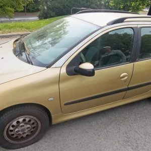 PEUGEOT 206