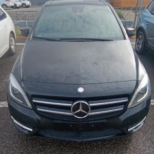 MERCEDES 200