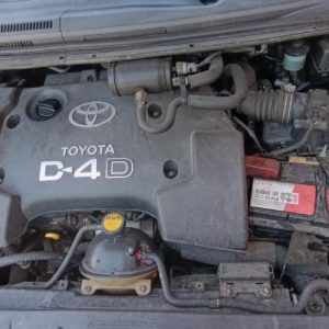 TOYOTA COROLLA VERSO 1