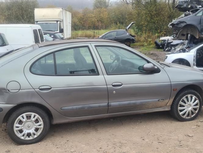 RENAULT MEGANE 1 PHASE 2