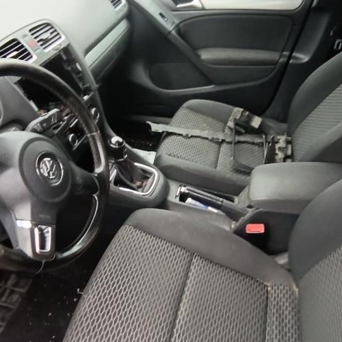 VOLKSWAGEN GOLF 6