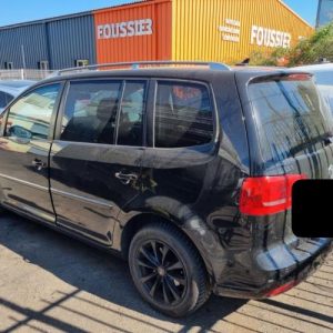 VOLKSWAGEN TOURAN 2