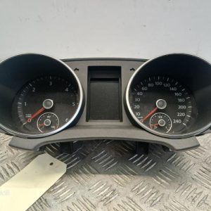 VOLKSWAGEN GOLF 6