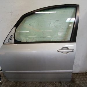TOYOTA COROLLA VERSO 1