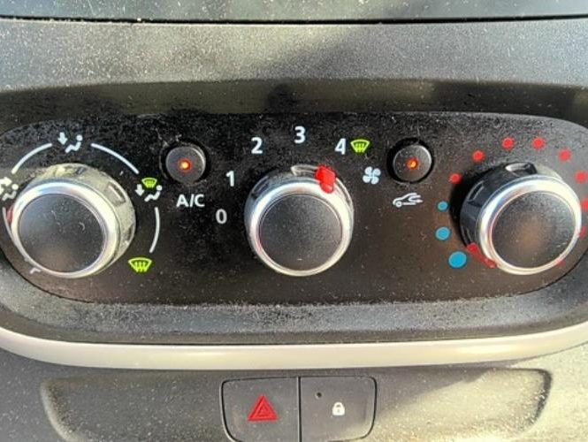 RENAULT TRAFIC 3 COURT PHASE 2