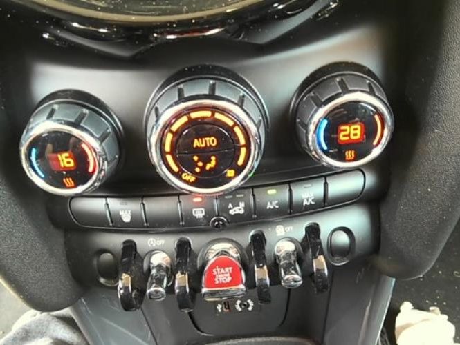 MINI MINI 3 F56 PHASE 1
