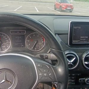 MERCEDES 200