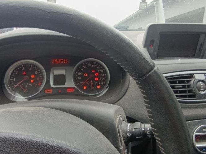 RENAULT CLIO 3 PHASE 2