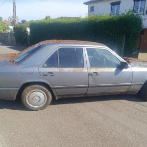 MERCEDES 300 W124 PHASE 1