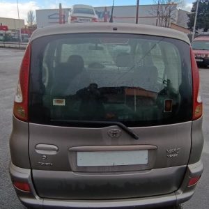 TOYOTA YARIS VERSO PHASE 2