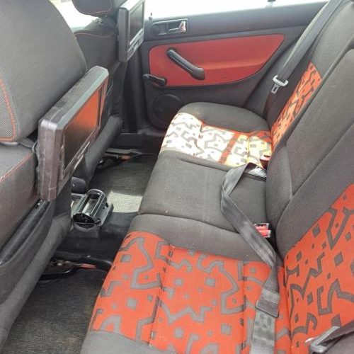 VOLKSWAGEN GOLF 4