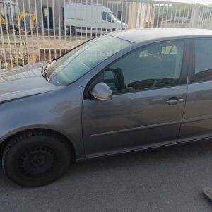 VOLKSWAGEN GOLF 5