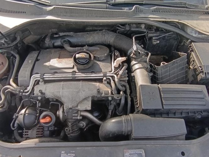 VOLKSWAGEN GOLF 5