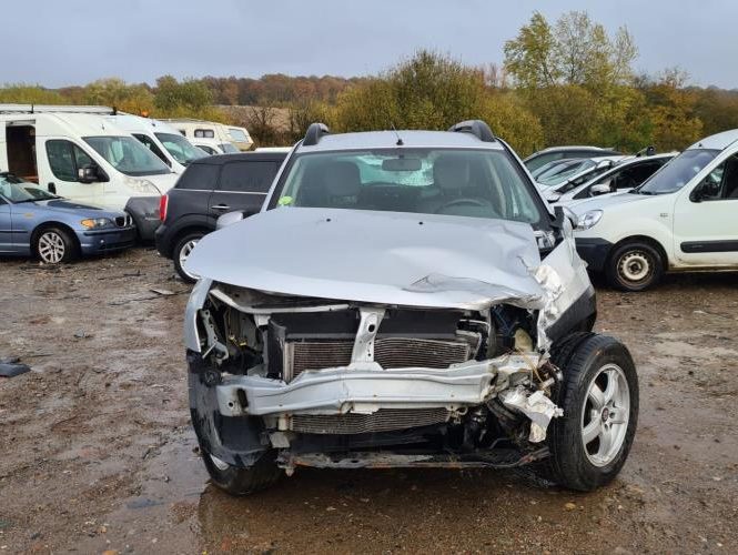 DACIA DUSTER 1