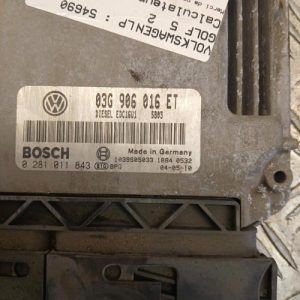 VOLKSWAGEN GOLF 5