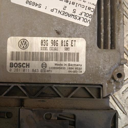 VOLKSWAGEN GOLF 5