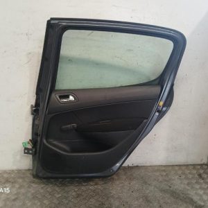 PEUGEOT 308 1