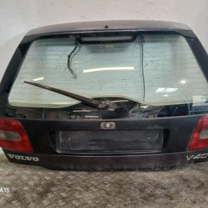VOLVO V 40 1