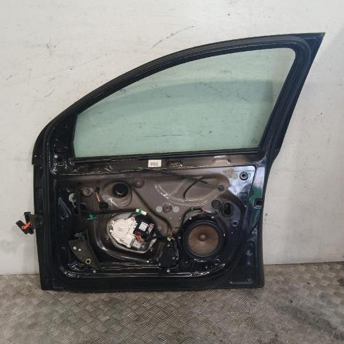 VOLKSWAGEN GOLF 5