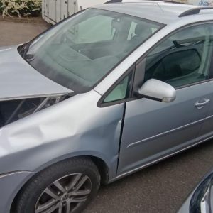 VOLKSWAGEN TOURAN 1 PHASE 2